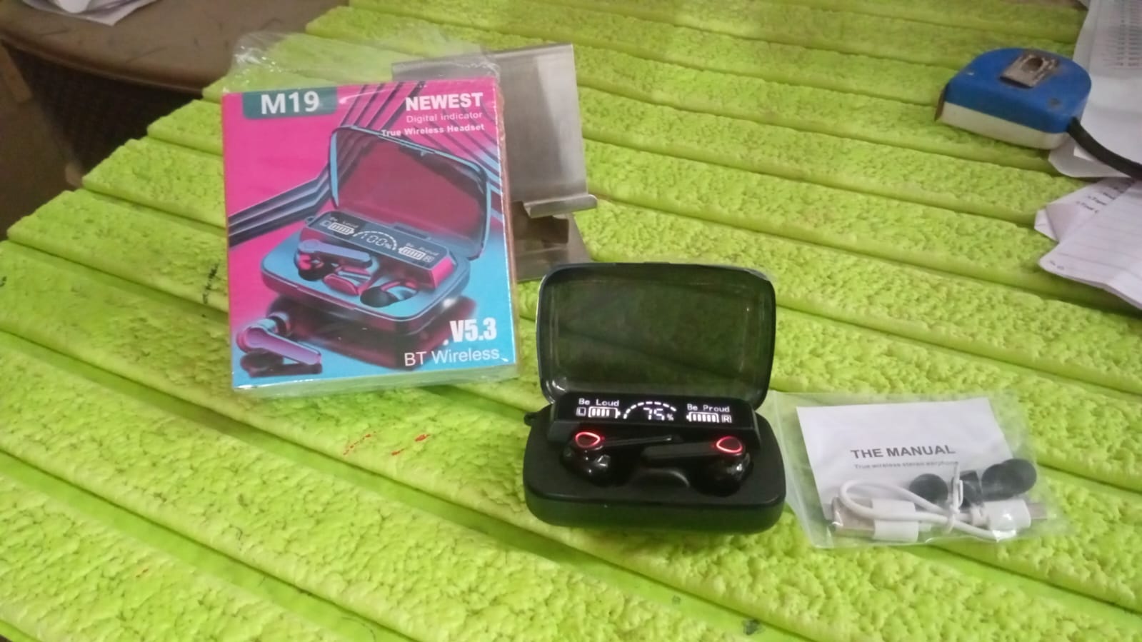 Wireless M19 Bluetooth Headphones True Wireless Airbuds Wireless M19 Bluetooth Headphones True Wireless Airbuds